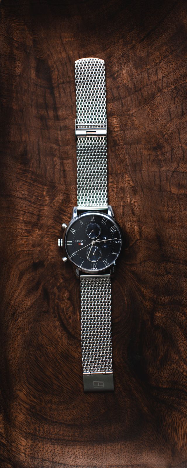 Classic Analog Watch - Image 3