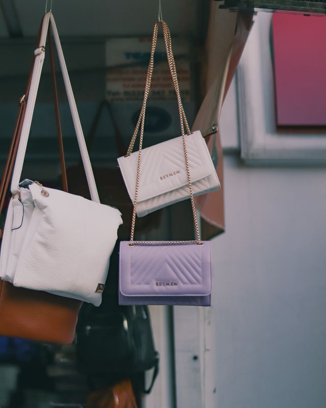 Hand Bag - Image 4